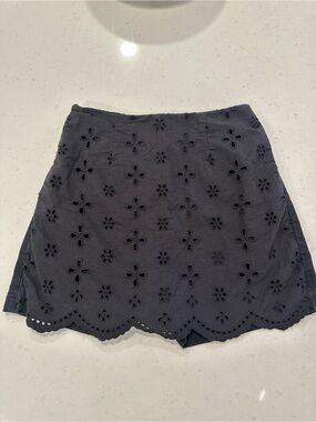 Love Bonito Black Eyelet Scallop Skort 6 high waist Trendy Zara Anthropologie